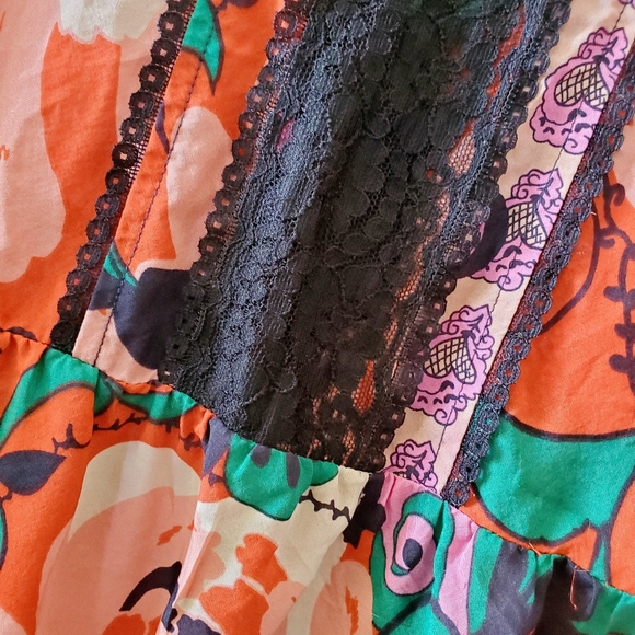 Anthropologie Odille 100% Silk Boho Floral Peplum Tunic Longsleeve sz 8 - Picture 5 of 8